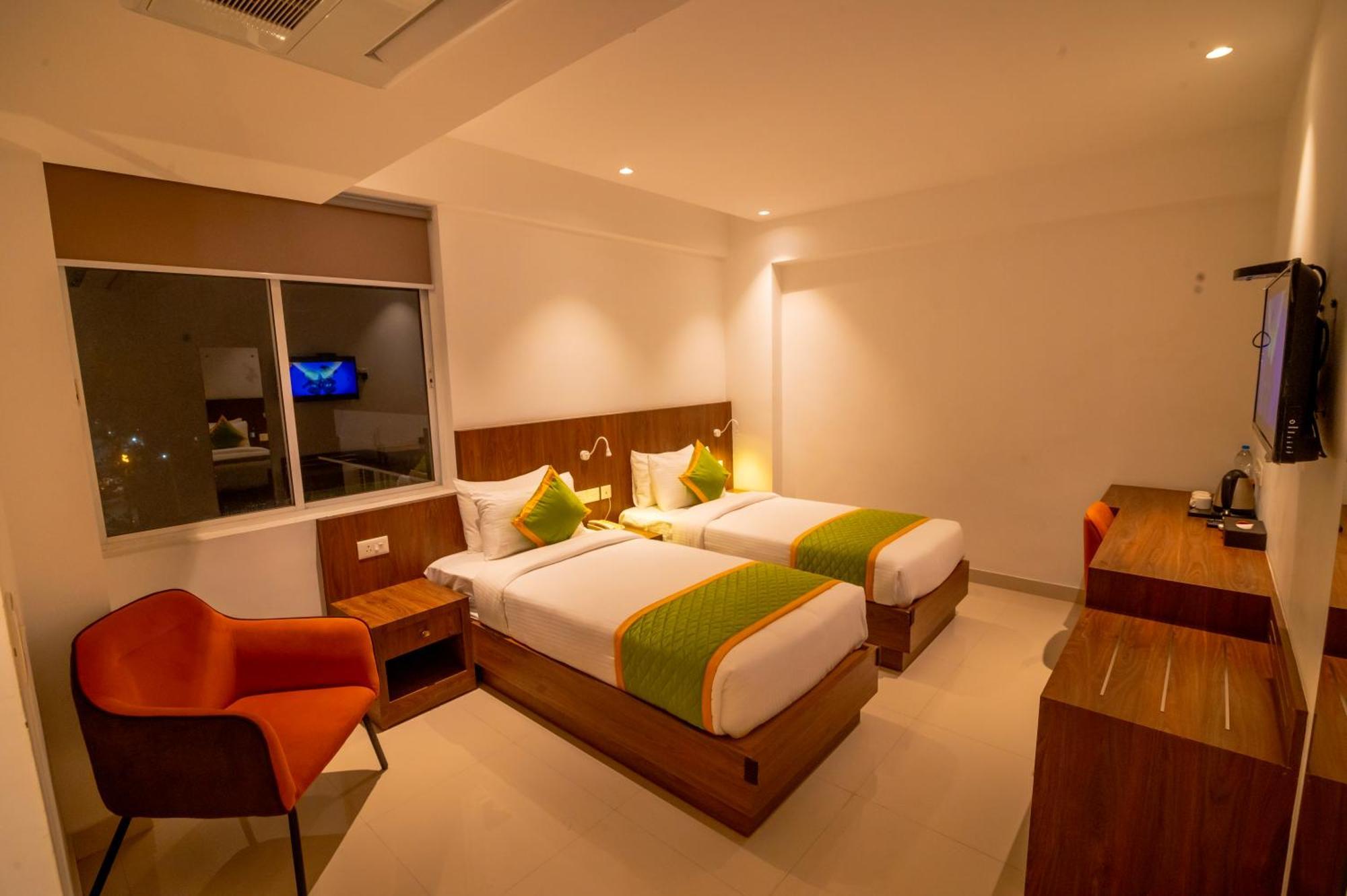 Hotel Seven Lights Kochi Kültér fotó
